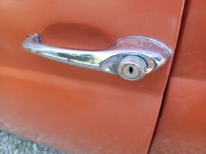Image 21/56 of FIAT 500 L (1971)