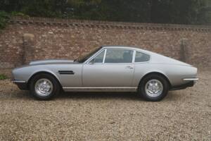 Bild 16/50 von Aston Martin V8 (1974)