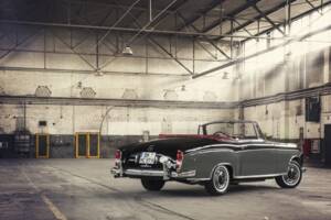 Afbeelding 2/118 van Mercedes-Benz 220 S Cabriolet (1957)