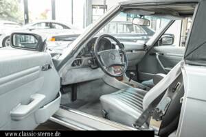 Immagine 12/15 di Mercedes-Benz 560 SL (1988)