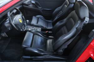 Bild 3/50 von Ferrari F 355 Berlinetta (1996)