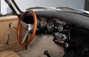Image 27/34 of Porsche 356 C 1600 SC (1964)