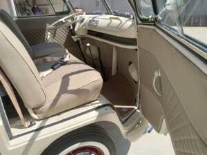 Image 7/26 de Volkswagen T1 Brasil &quot;Samba&quot; (1975)