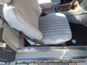 Image 30/43 of Mercedes-Benz 300 SL (1989)