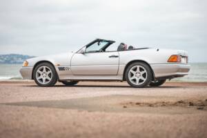 Image 13/42 de Mercedes-Benz SL 320 "Mille Miglia" (1995)
