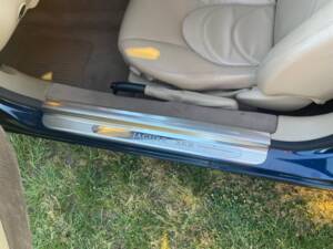 Bild 17/27 von Jaguar XKR (2001)