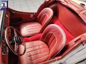 Immagine 39/80 di Triumph TR 3 (1955)