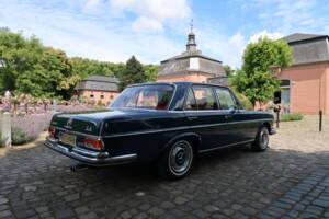 Bild 4/26 von Mercedes-Benz 280 SE 3,5 (1971)