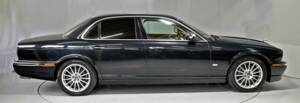 Image 8/50 of Jaguar XJ 8 4.2 (2006)