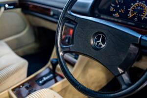Bild 36/49 von Mercedes-Benz 560 SEL (1986)