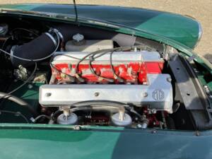 Image 5/17 of MG MGA Twin Cam (1959)