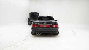 Image 7/15 of Mercedes-Benz 500 SL (1992)