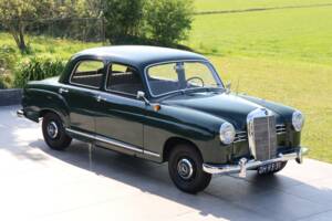 Image 46/50 of Mercedes-Benz 180 D (1958)