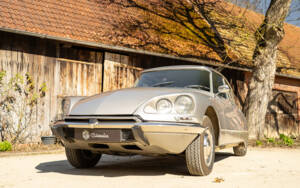 Image 14/53 of Citroën DS 23 Pallas (1972)