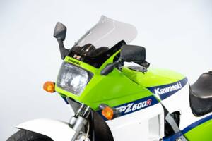Image 29/36 of Kawasaki GPZ 600 R (1985)