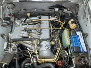 Bild 16/25 von Mercedes-Benz 280 SE (1968)