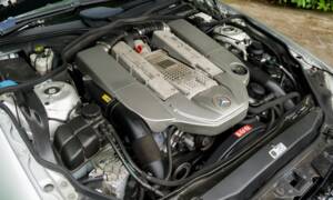 Image 6/23 de Mercedes-Benz SL 55 AMG (2007)