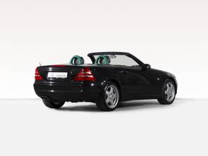 Image 2/25 de Mercedes-Benz SLK 230 Kompressor (1998)
