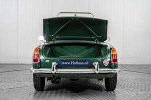 Image 42/50 of MG MGB (1964)