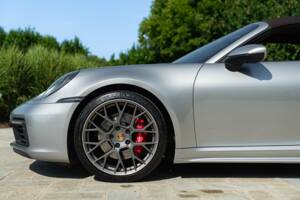 Bild 40/50 von Porsche 911 Carrera 4S (2019)