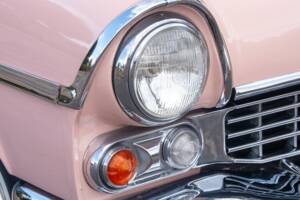 Image 11/50 of Vauxhall Cresta (1958)