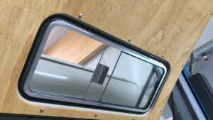 Image 22/23 of Volkswagen T1 minibus (1964)