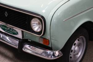 Image 8/33 de Renault R 4 TL (1981)