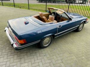 Image 13/36 de Mercedes-Benz 560 SL (1986)