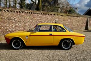 Afbeelding 17/50 van Alfa Romeo Giulia 1600 Sprint GT (1965)