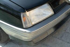Image 12/50 of Alfa Romeo 75 2.0 Twin Spark (1990)
