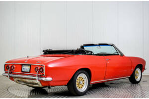 Image 4/50 of Chevrolet Corvair Monza Convertible (1966)