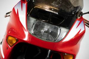 Immagine 49/49 di Honda CBR 1000 RR Fireblade (1995)
