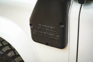 Image 36/50 of Land Rover Defender 90 (1997)