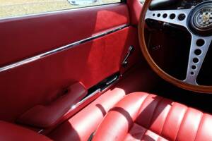 Image 15/39 de Jaguar XK-E (2+2) (1970)
