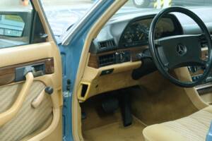Bild 46/50 von Mercedes-Benz 280 SE (1983)