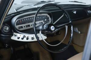 Image 15/50 of Lancia Flavia 1800 (1965)