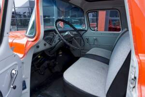 Image 17/29 of Chevrolet 3100 ½-ton (1956)