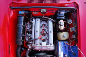 Image 4/50 of Alfa Romeo 2000 GTV (1972)