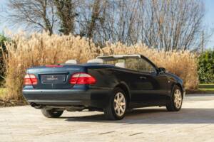 Bild 22/50 von Mercedes-Benz CLK 230 Kompressor (1999)