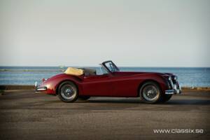 Image 8/28 of Jaguar XK 140 SE DHC (1955)