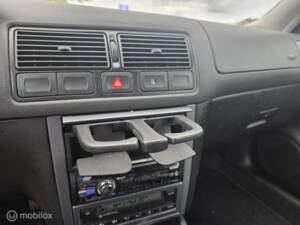 Image 28/42 of Volkswagen Golf IV 1.6 (2003)