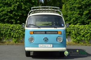 Bild 8/50 von Volkswagen T2b Camper (1976)