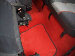 Bild 29/50 von Peugeot 205 GTi 1.9 (1988)