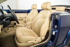 Immagine 15/50 di Volkswagen New Beetle 1.6 (2004)