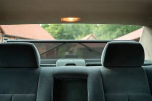 Image 48/54 of Mercedes-Benz 500 SEL (1992)