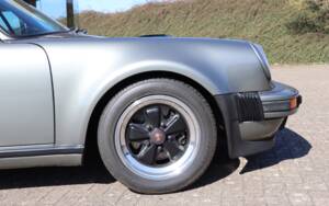 Imagen 4/52 de Porsche 911 Turbo 3.3 (1987)