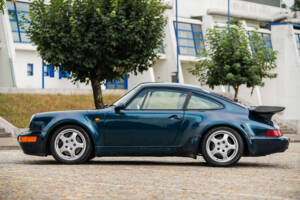 Immagine 10/87 di Porsche 911 Turbo 3.3 (1991)