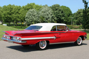 Image 29/31 of Chevrolet Impala Convertible (1960)