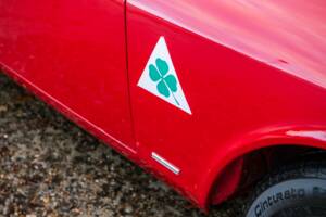 Image 15/31 of Alfa Romeo Giulia Sprint GTA (1966)