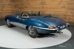 Afbeelding 15/19 van Jaguar E-Type 3.8 (1961)